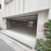 3LDK Apartment to Rent in Minato-ku Parking