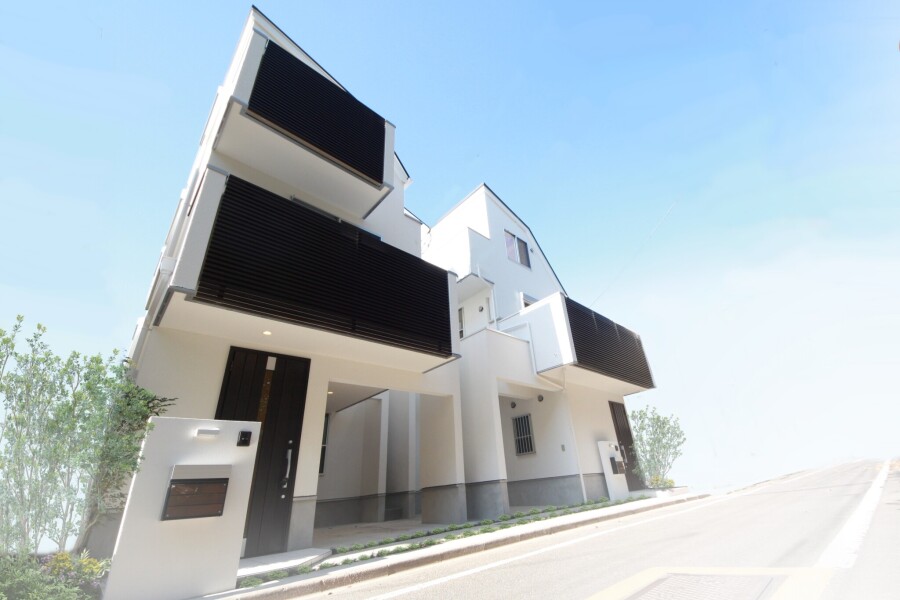 3LDK House to Buy in Shinjuku-ku Exterior
