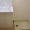 2LDK Apartment to Rent in Itabashi-ku Washroom