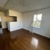 Whole Building Apartment to Buy in Kyotanabe-shi Living Room