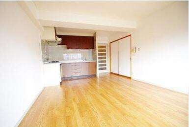 3LDK Apartment to Rent in Mino-shi Living Room
