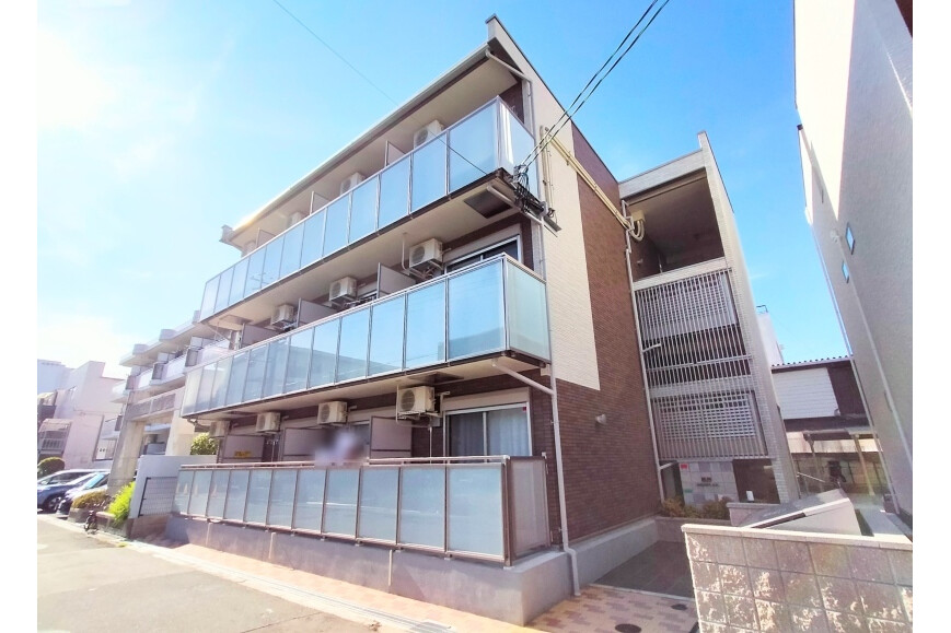 1R Apartment to Rent in Osaka-shi Miyakojima-ku Exterior