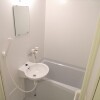1K Apartment to Rent in Matsudo-shi Bathroom