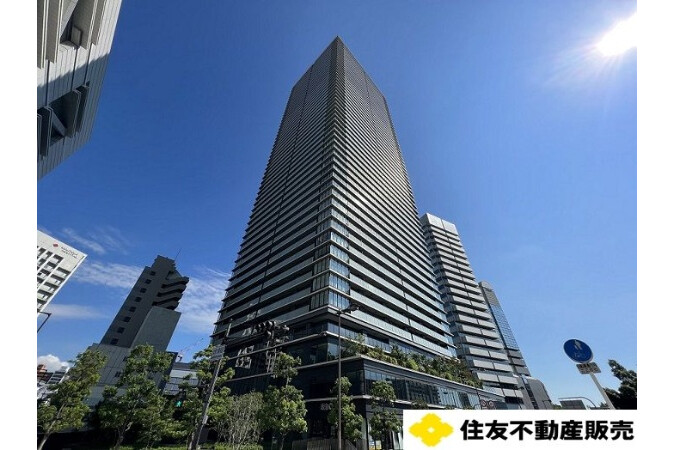 3LDK Apartment to Buy in Osaka-shi Kita-ku Exterior