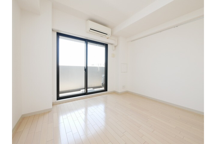 2LDK Apartment to Rent in Fujisawa-shi Interior