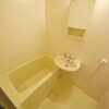 2DK Apartment to Rent in Adachi-ku Bathroom