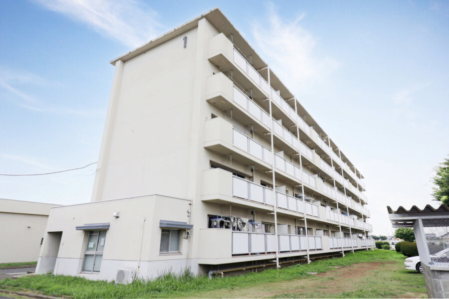 2LDK Apartment to Rent in Tsukuba-shi Exterior