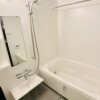 1LDK 맨션 to Rent in Minato-ku Bathroom