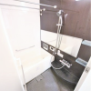 2SDK Apartment to Rent in Osaka-shi Chuo-ku Bathroom