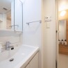 1K Apartment to Rent in Toshima-ku Washroom