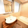 4SLDK Apartment to Rent in Shibuya-ku Washroom