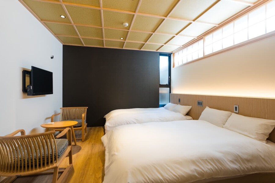 Whole Building Hotel/Ryokan to Buy in Kyoto-shi Shimogyo-ku Interior