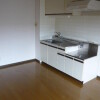 2DK Apartment to Rent in Yokohama-shi Kohoku-ku Kitchen