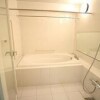 4SLDK Apartment to Rent in Chiyoda-ku Bathroom