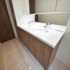 5LDK House to Buy in Shinagawa-ku Washroom