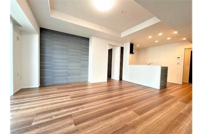 2SLDK Apartment to Buy in Chuo-ku Living Room
