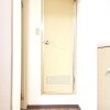 1R Apartment to Rent in Osaka-shi Naniwa-ku Entrance