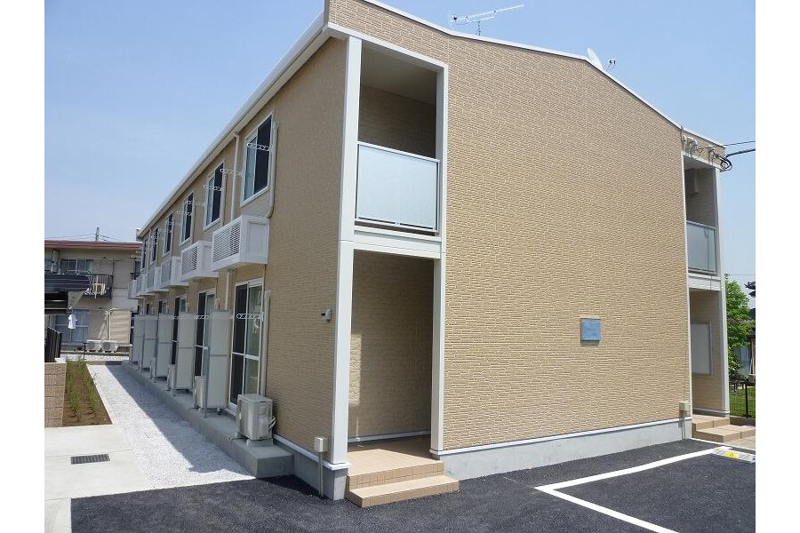 1K Apartment to Rent in Tsurugashima-shi Exterior