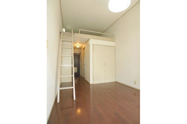 1R Apartment to Rent in Fujimino-shi Living Room