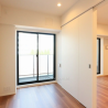 2LDK Apartment to Rent in Minato-ku Bedroom