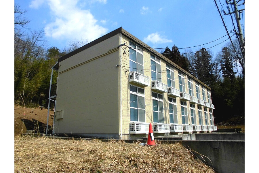 1K Apartment to Rent in Fukushima-shi Exterior