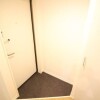 1LDK Apartment to Rent in Ikeda-shi Entrance