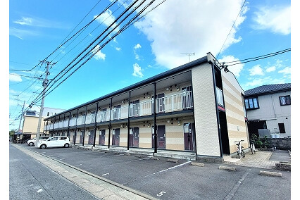 1K Apartment to Rent in Saga-shi Exterior
