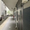 1K Apartment to Rent in Warabi-shi Building Entrance