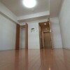 1K Apartment to Rent in Yokohama-shi Naka-ku Room