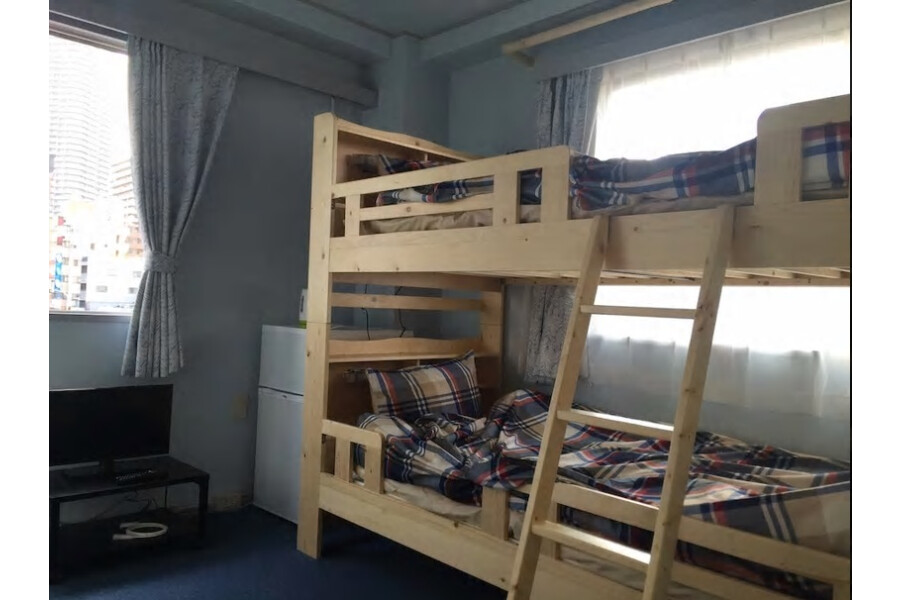 Private Guesthouse to Rent in Chuo-ku Bedroom