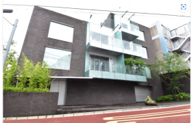 2LDK Mansion in Motoazabu - Minato-ku