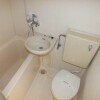 1R Apartment to Rent in Nerima-ku Bathroom