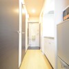 1K Apartment to Rent in Yokohama-shi Minami-ku Entrance