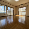 5LDK Apartment to Rent in Yokosuka-shi Interior