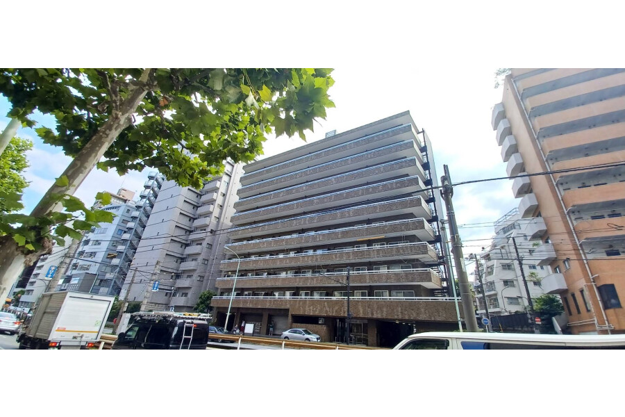 2SLDK Apartment to Buy in Shinjuku-ku Exterior