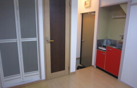 1R Apartment in Kamiochiai - Shinjuku-ku