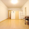 1K Apartment to Rent in Kyotanabe-shi Living Room