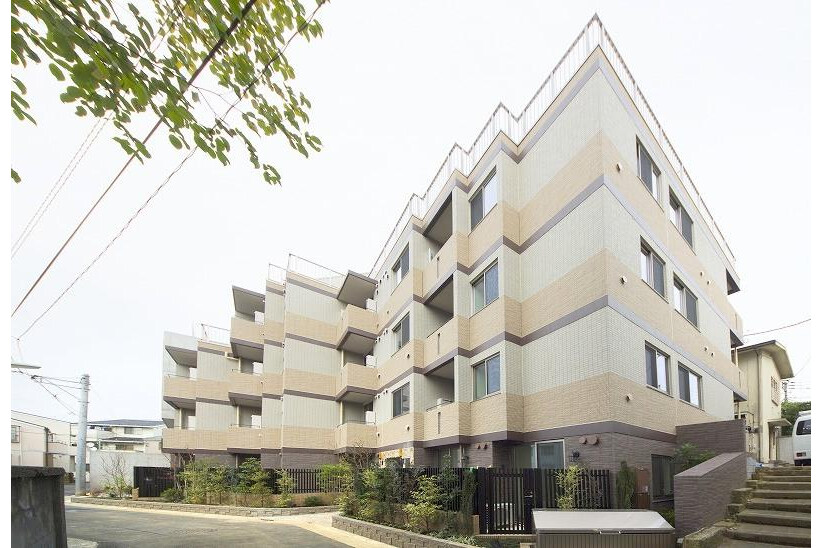 2K Apartment to Rent in Minato-ku Exterior