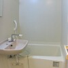 1K Apartment to Rent in Niiza-shi Bathroom