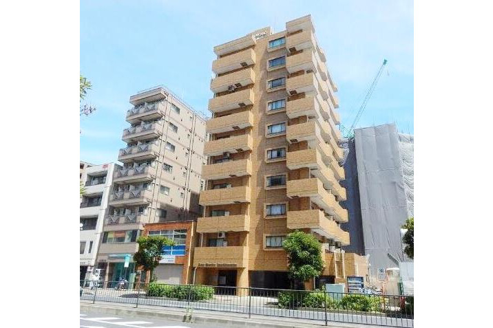 1K Apartment to Buy in Yokohama-shi Kanagawa-ku Exterior