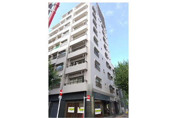 1DK Apartment to Buy in Suginami-ku Exterior