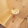 2DK Apartment to Rent in Osaka-shi Higashinari-ku Bathroom