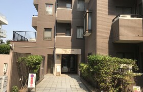 2LDK Mansion in Wakamatsucho - Shinjuku-ku