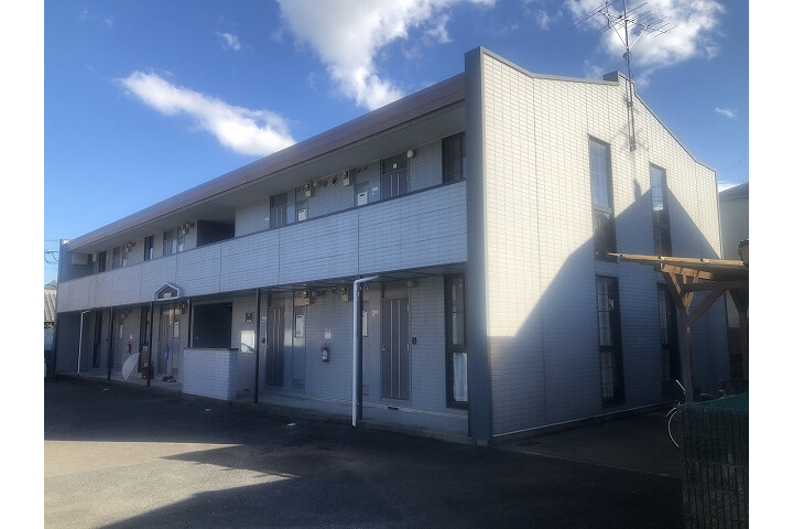 2DK Apartment to Rent in Otsu-shi Exterior