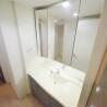 1LDK Apartment to Rent in Shinagawa-ku Washroom