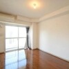 2SLDK Apartment to Rent in Shinagawa-ku Room