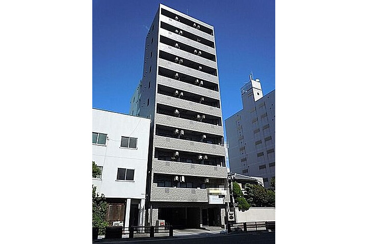 1K Apartment to Buy in Osaka-shi Tennoji-ku Interior