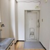 2DK Apartment to Rent in Osaka-shi Higashinari-ku Entrance