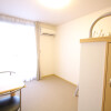 1K Apartment to Rent in Otsu-shi Room