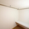 1K Apartment to Rent in Kyoto-shi Nishikyo-ku Storage